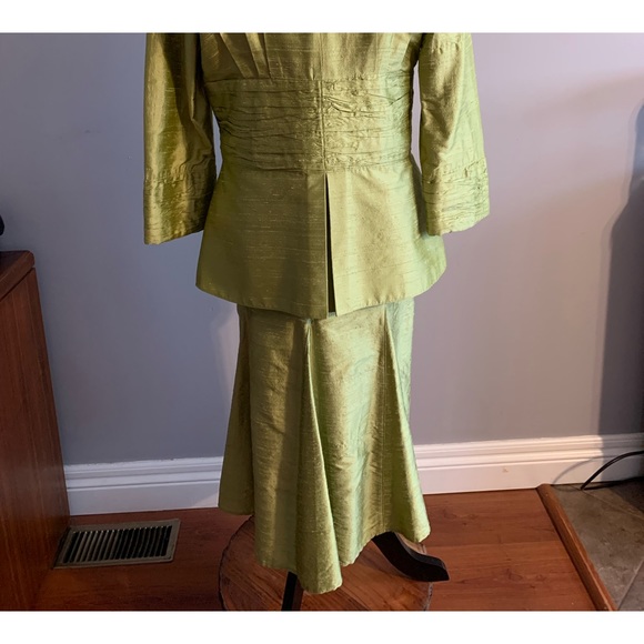 100% silk suit - Picture 3 of 17